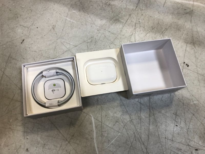 Photo 3 of NON-OFFICIAL AirPods Pro