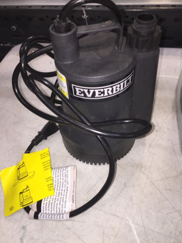 Photo 2 of 1/6 HP Plastic Submersible Utility Pump
