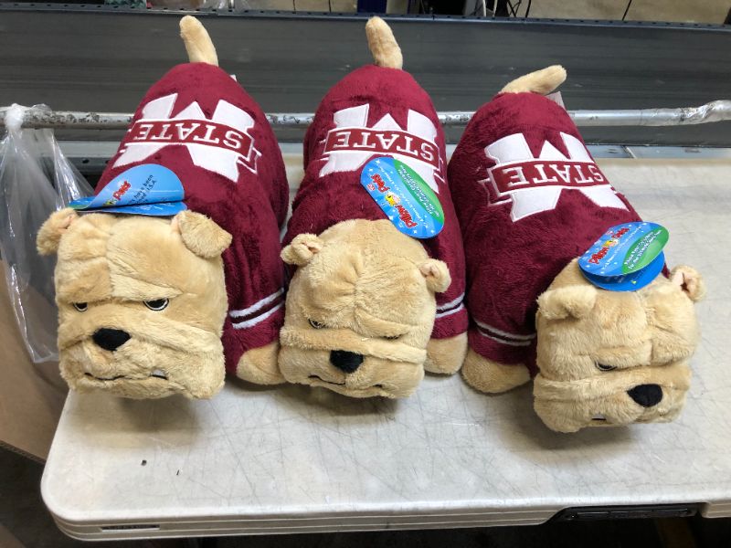 Photo 2 of 3 pack of Michigan State Bulldog Plush Dolls