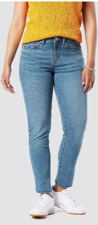 Photo 1 of DENIZEN® from Levi's® Women's Mid-Rise Slim Jeans size 31x30
