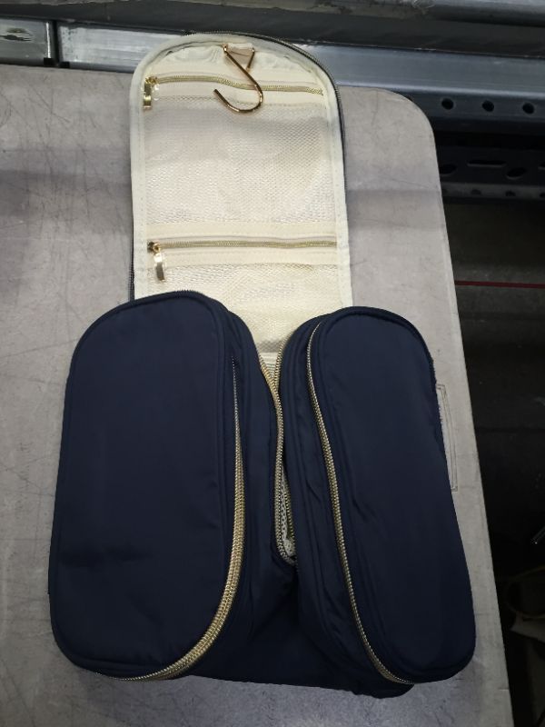 Photo 1 of MULTIFUNCTIONAL TRAVEL HANGING BAG