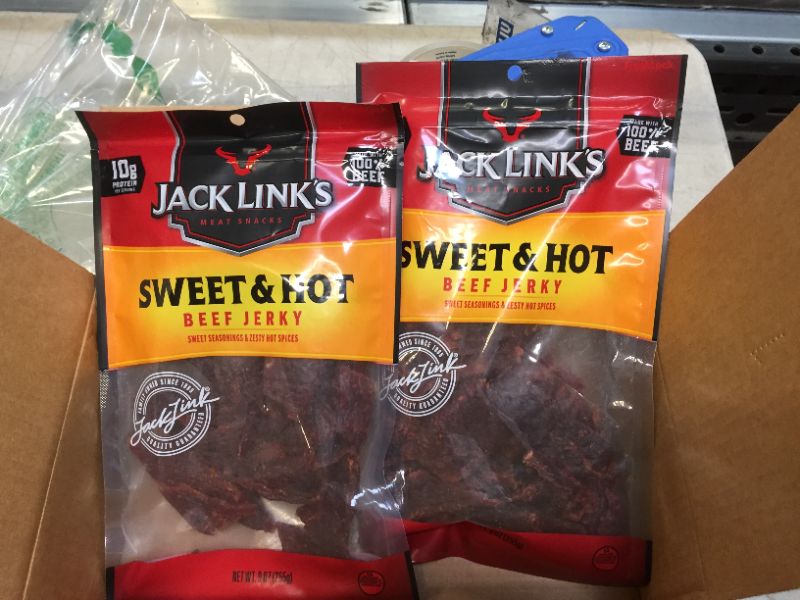 Photo 2 of 2 count Jack Link’s Sweet Hot Beef Jerky 2x 9 oz * NEW Sealed Exp 10/2022
