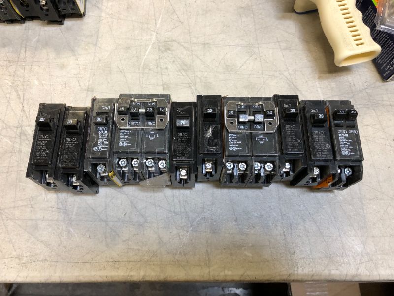 Photo 1 of 10pc Circuit Breaker Variety Bundle