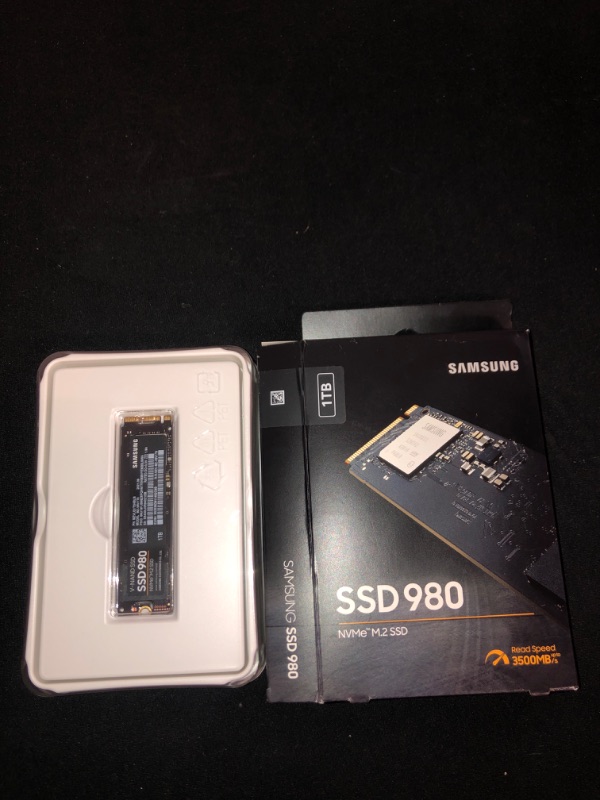 Photo 2 of SAMSUNG 980 SSD 1TB M.2 NVMe Interface Internal Solid State Drive with V-NAND Technology for Gaming, Heavy Graphics, Full Power Mode, MZ-V8V1T0B/AM