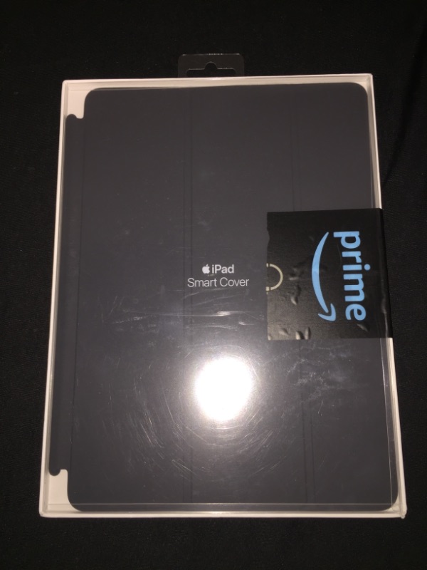 Photo 2 of Smart Cover for iPad 9.7" - Black