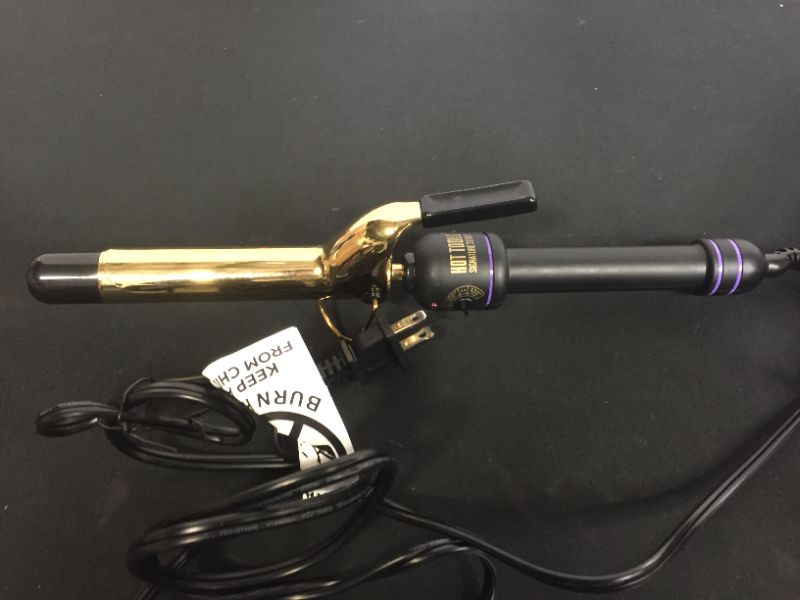 Photo 1 of Hot Tools Signature Series Gold Curling Iron/Wand - 1¼