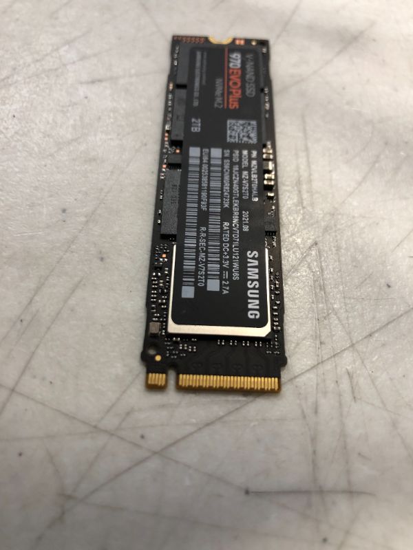 Photo 4 of SAMSUNG 970 EVO Plus SSD 2TB - M.2 NVMe Interface Internal Solid State Drive with V-NAND Technology (MZ-V7S2T0B/AM)
