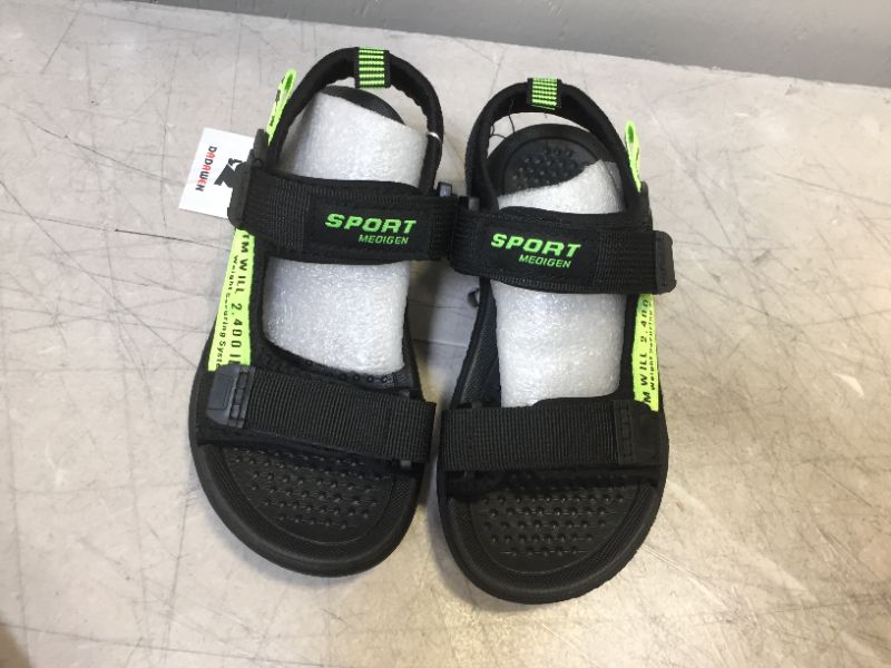 Photo 1 of kulebear Kids Boys Summer Sports Sandals Hiking Beach Outdoor Open toe Sports Sandals for Kids  size 29