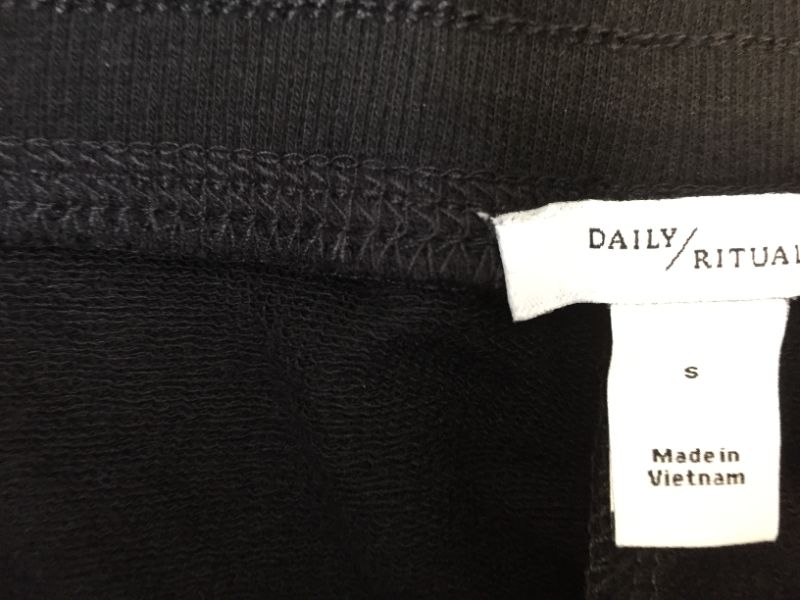 Photo 2 of Brand - Daily Ritual Women's Terry Cotton And Modal, Black, Size Small Gi pANTS sIZE 