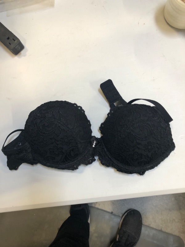 Photo 1 of Generic push up bra 34B 