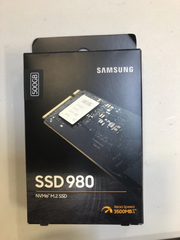 Photo 4 of Samsung Electronics (MZ-V8V500B/AM) 980 SSD 500GB - M.2 NVMe Interface Internal Solid State Drive with V-NAND Technology
