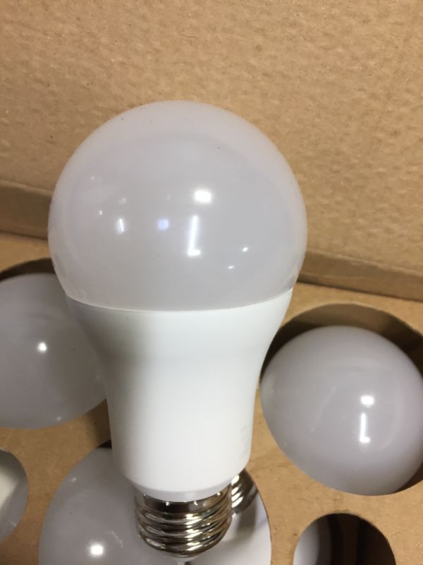 Photo 1 of 13w a19lED Bulb 5000k 11PACK