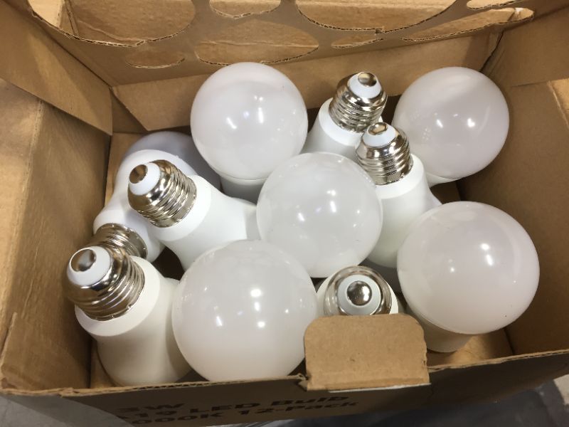 Photo 2 of 13w a19lED Bulb 5000k 11PACK