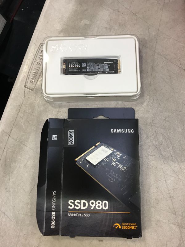 Photo 3 of Samsung SSD 980 500 gb