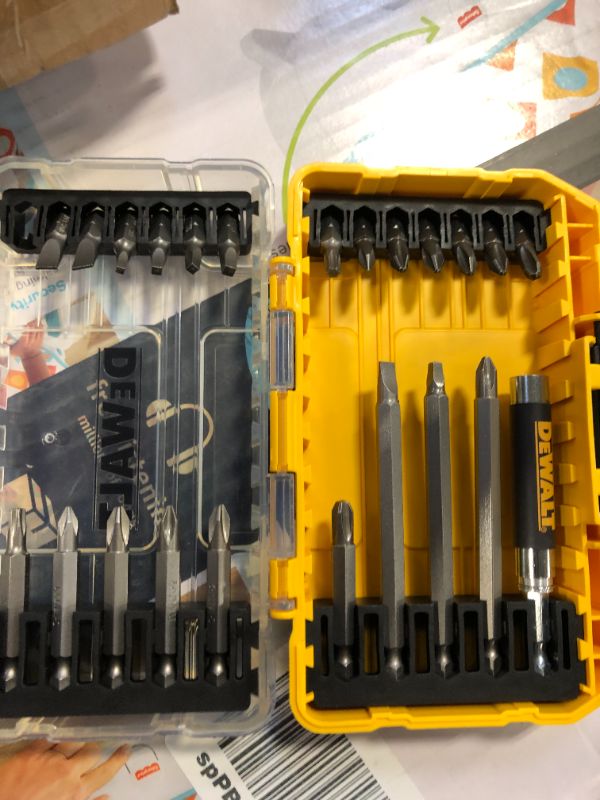 Photo 1 of dewalt drill bits 