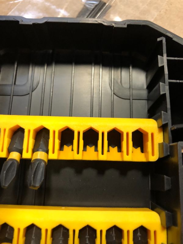 Photo 2 of dewalt drill bits 