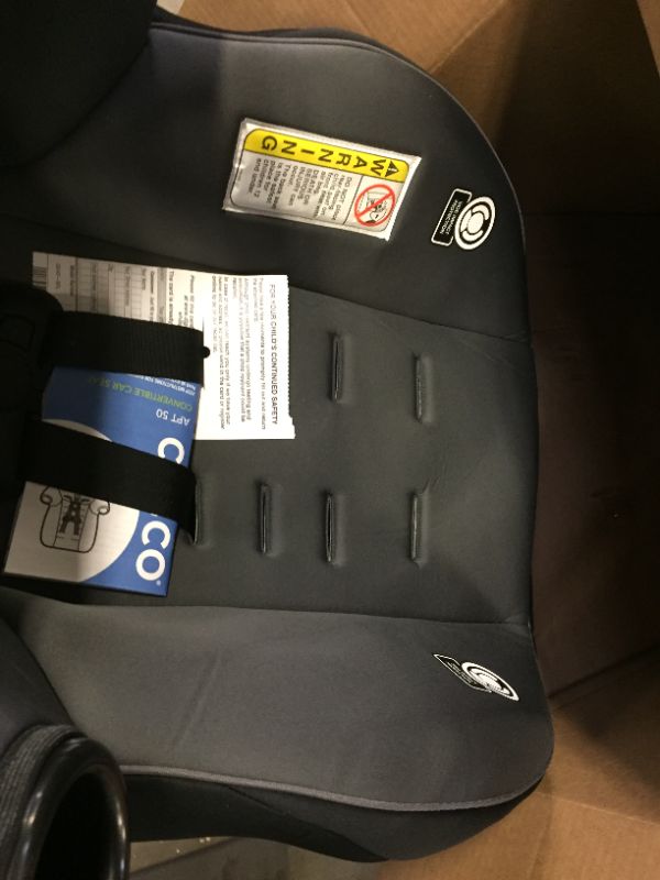 Photo 2 of Cosco Apt 50 Convertible Car Seat (Black Arrows)