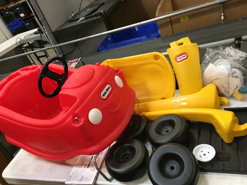 Photo 2 of Little Tikes Cozy Coupe 30th Anniversary Edition Foot-to-Floor Toddler Ride-on Car - For Kids Boys Girls Ages 18 Months to 5 Years old
