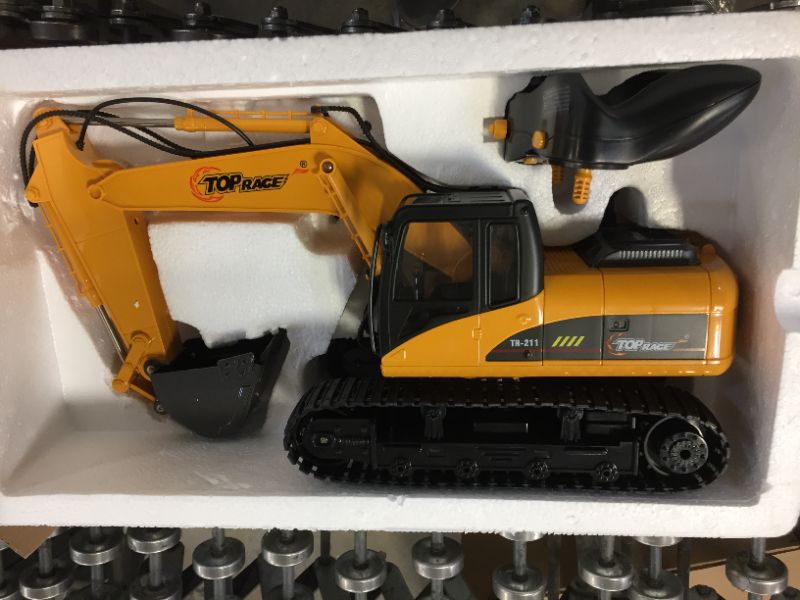 Photo 3 of top race 15 channel full functional professional rc excavator, remote control construction tractor ~metal shovel~ (tr-211)
