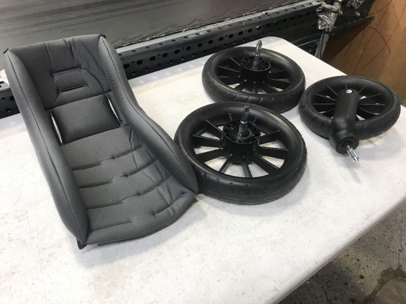 Photo 1 of Evenflo Pivot Xpand Modular Travel System with SafeMax Infant Car Seat
