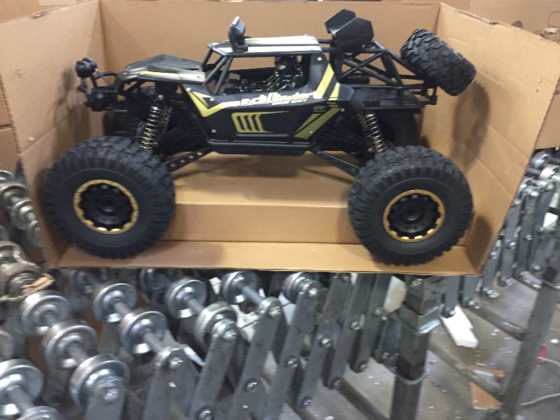 Photo 4 of 609E 1/8 2.4G 4WD RC Car Electric Off-Road Vehicles Truck RTR Model Kid Children Toys
