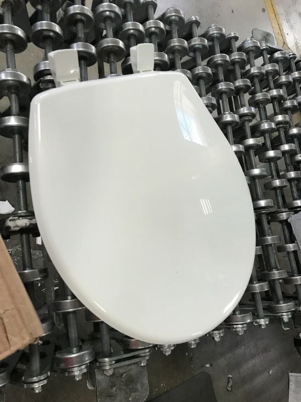 Photo 2 of Bemis Plastic Round Toilet Seat Whisper Close And Easy-Change Hinge