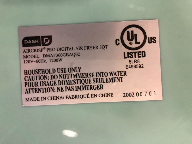 Photo 4 of Dash DMAF360GBAQ02 Aircrisp Pro Air Fryer + Oven Cooker with Digital Display + 8 Presets, Temperature Control, Non Stick Fry Basket, Recipe Guide + Auto Shut Off Feature, 3qt, Aqua