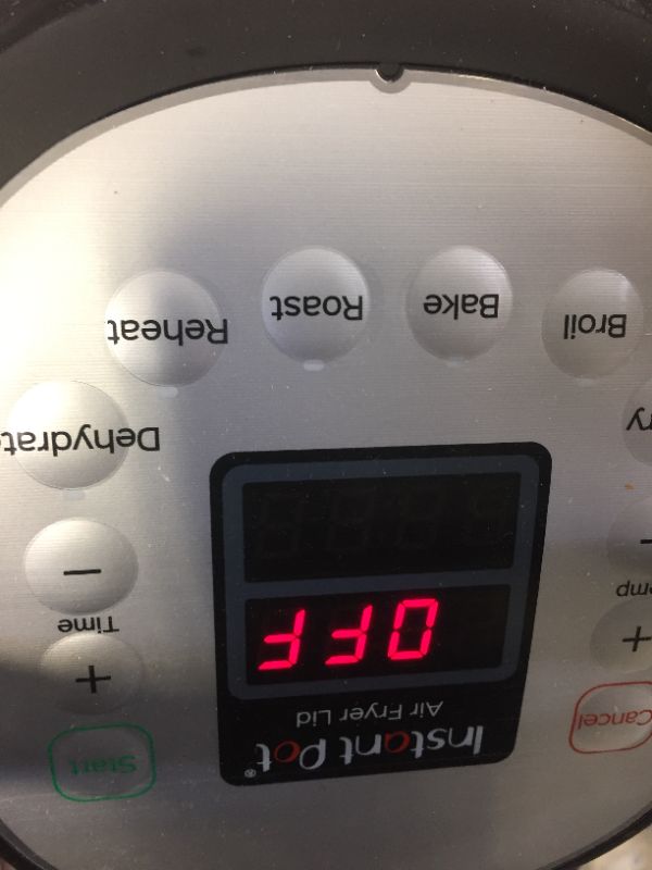 Photo 1 of Instant Pot 6 Quart Air Fryer Lid