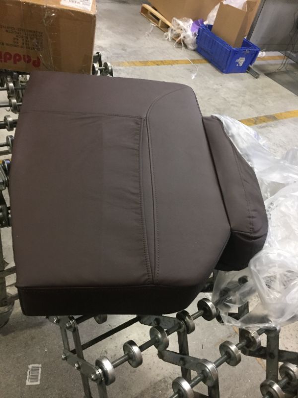 Photo 2 of  Power Lift Recliner Chair PU Leather for Elderly with Massage and Heating Ergonomic Lounge Chair Single Sofa Pockets Home Theater Seat1 of 2  has only the base and one side arm 
