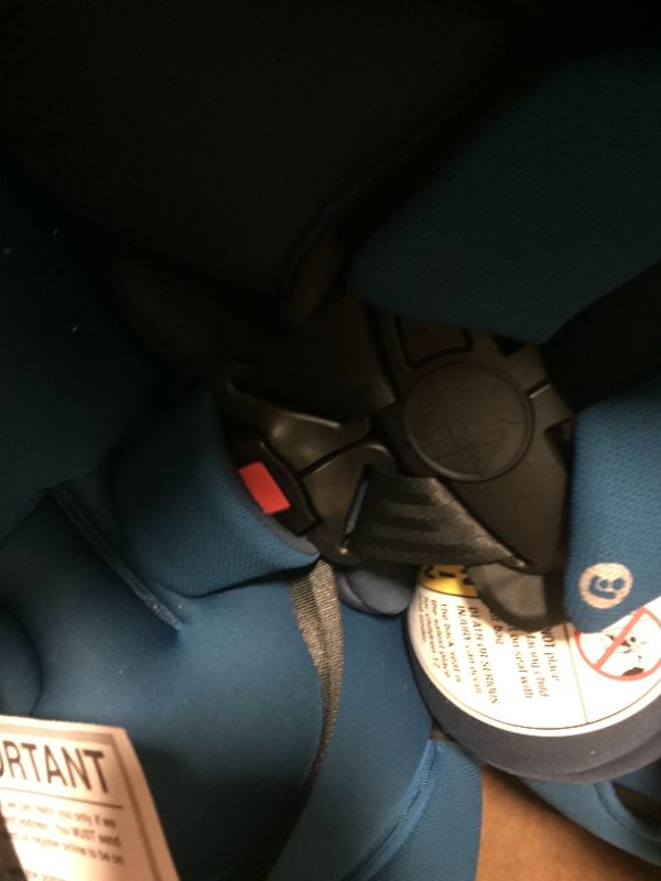 Photo 1 of Maxi-Cosi Magellan XP All-in-One Convertible Car Seat - Blue Opal