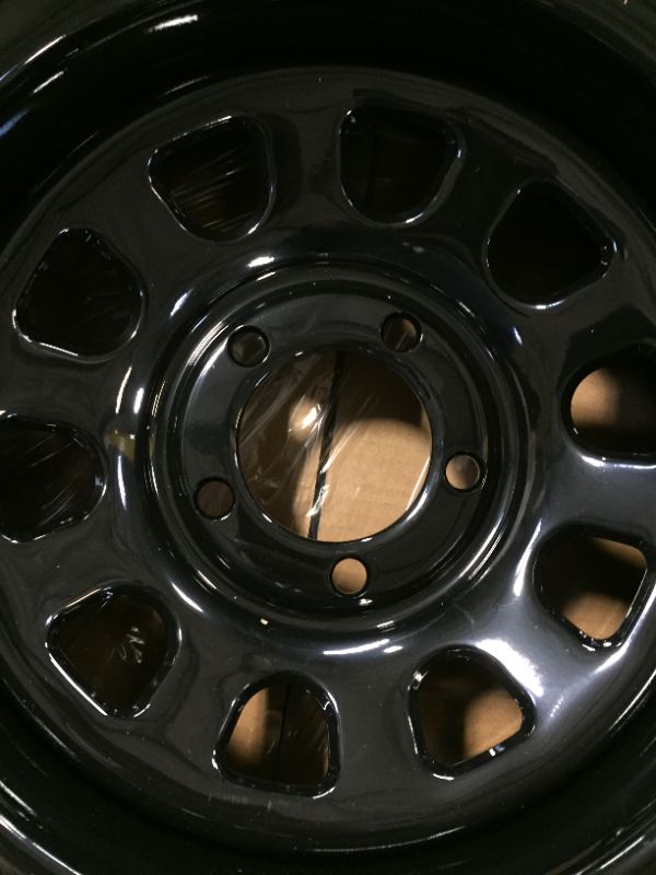 Photo 1 of 16" spar rim 