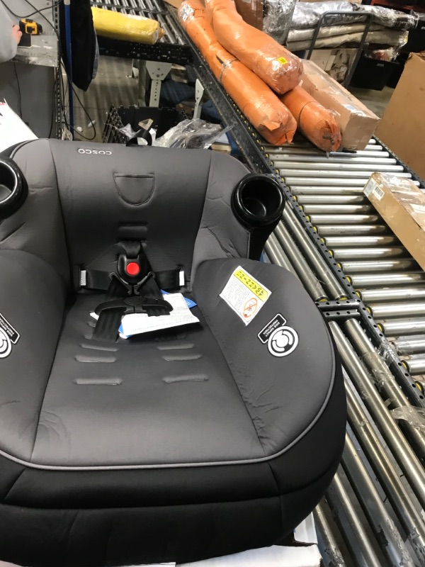 Photo 2 of Cosco Apt 50 Convertible Car Seat (Black Arrows)