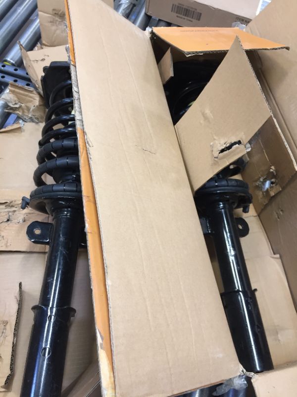 Photo 4 of MILLION PARTS Pair Rear Complete Strut Shock Absorber Assembly 171954 171953 Compatible with 1993 1994 1995 1996 1997 Prizm 1993-2002 Corolla
