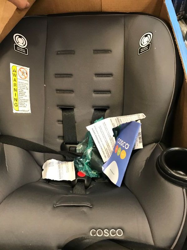 Photo 2 of Cosco Apt 50 Convertible Car Seat (Black Arrows)