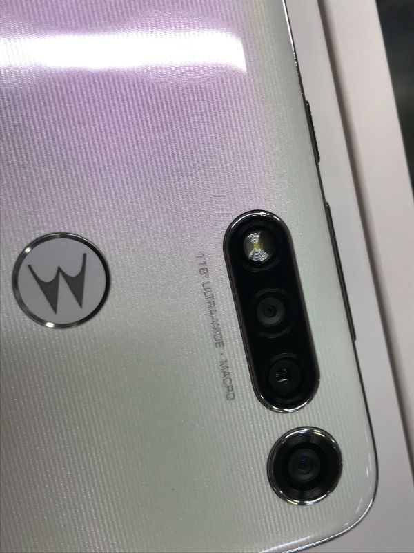 Photo 5 of Motorola Moto G Fast Unlocked 32GB  White