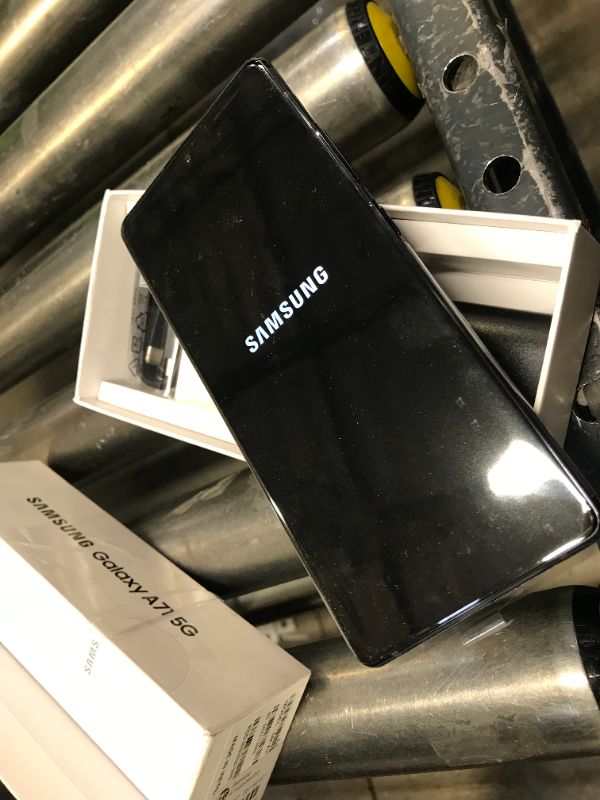 Photo 7 of Galaxy A71 5G 128GB Unlocked