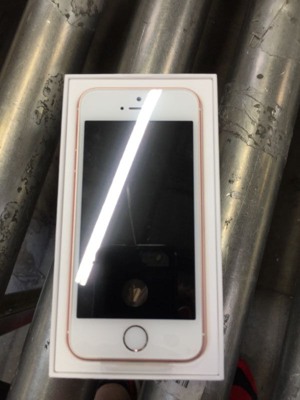 Photo 5 of Apple iPhone SE 32GB Rose Gold LTE Cellular Straight Talk MQ502LLA