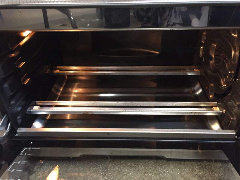 Photo 1 of Breville BOV900BSS the Smart Oven Air - Electric oven - convection - 29.9 qt - 1800 W