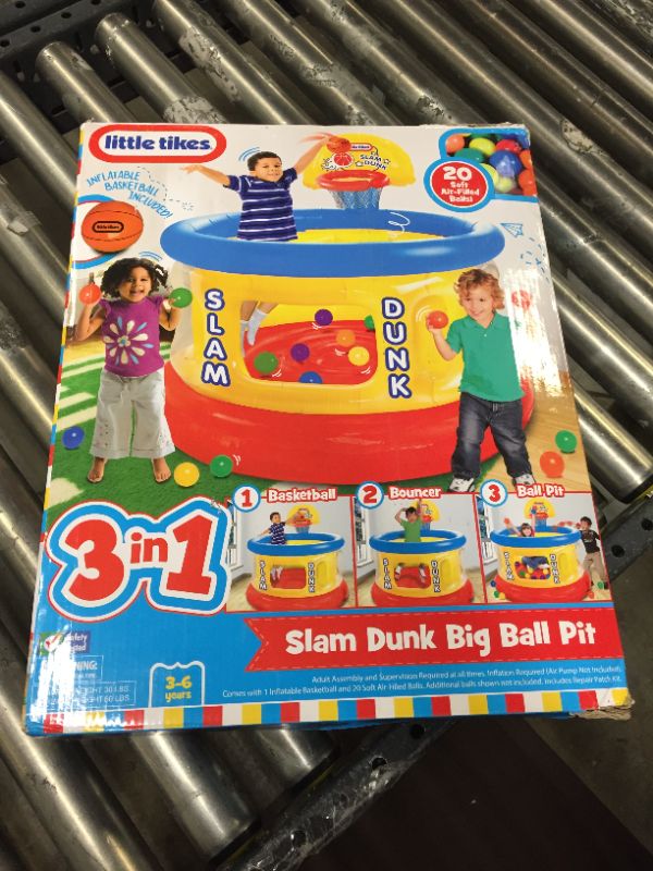 Photo 2 of Little Tikes Slam Dunk Ball Pit