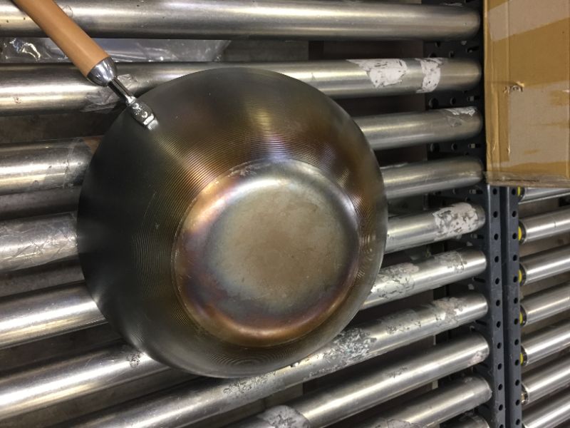 Photo 1 of 13 INCH WOK - STICKY SUBSTANCE ON WOK 