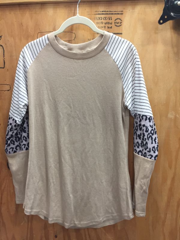 Photo 1 of Lady's Shirt Long Sleeve Size S