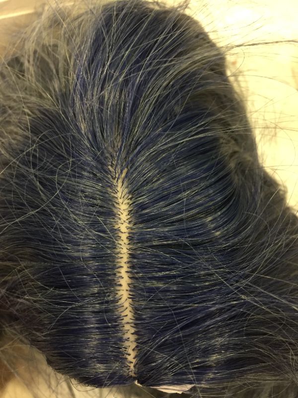 Photo 2 of greu/ blue wig 