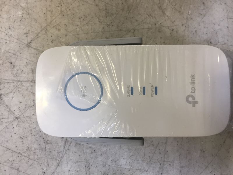 Photo 3 of TP-Link AC1750 WiFi Extender (RE450), PCMag Editor's Choice, Up to 1750Mbps, Dual Band WiFi Repeater, Internet Booster, Extend WiFi Range further
