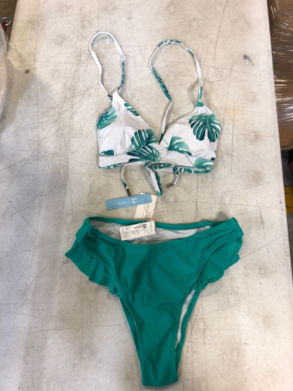 Photo 1 of Generic Green Floral Two Piece Swimsuit. Small