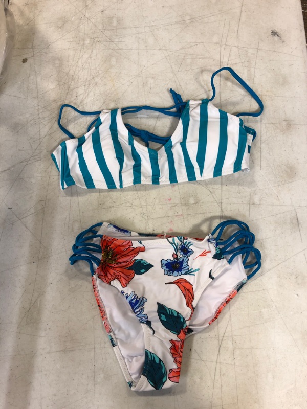 Photo 1 of CUPSHE Stripe And Floral Strappy Bikini. Small 
