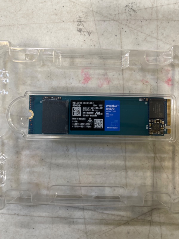 Photo 1 of WD Blue SN570 NVMe SSD 500GB - M.2 2280, PCIe Gen3 x4 NVMe v1.4, 3500/2300 MB/s Read/Write Speed - WDS500G3B0C
