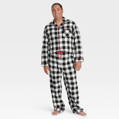 Photo 1 of Men's Plaid Flannel Pajama Set - Wondershop™ White SIZE XL
