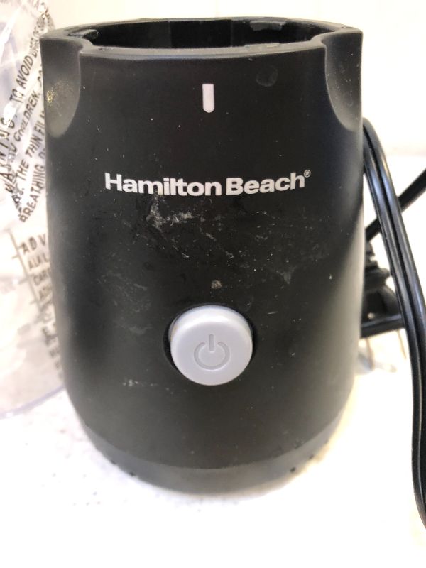 Photo 3 of Hamilton Beach 14oz Single-Serve Blender
