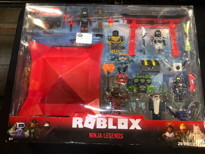 Photo 2 of Roblox Action Collection - Ninja Legends Deluxe Playse