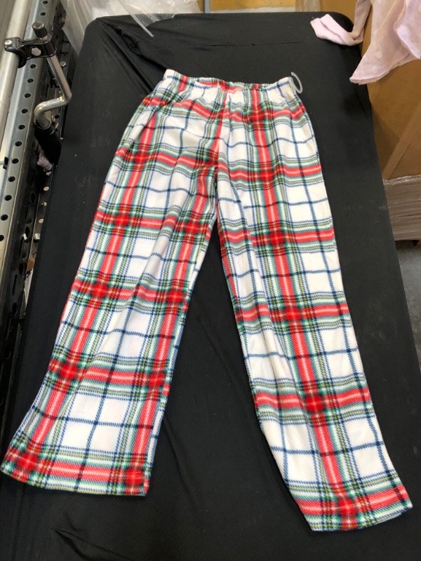 Photo 1 of Generic Plaid Holiday Themed Pajama Pants. Size 8 Kids.